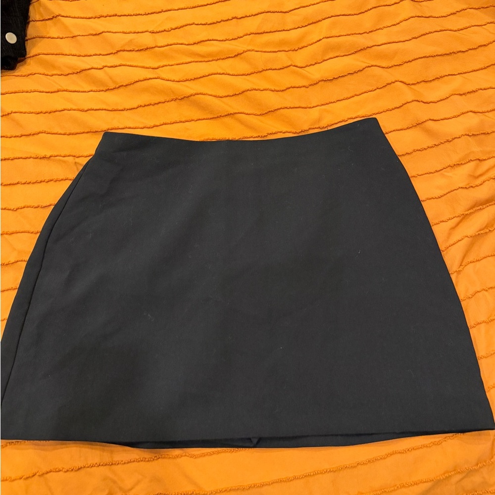 A&F Curve Love Scarlett Mini Skort Ultra High Rise